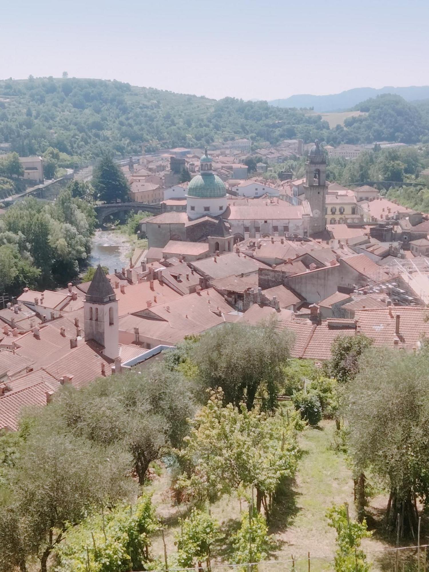 Tuscany, Pontremoli, Italy Swallows Court Lovely Home Sleeps 2 To 4 People Buitenkant foto